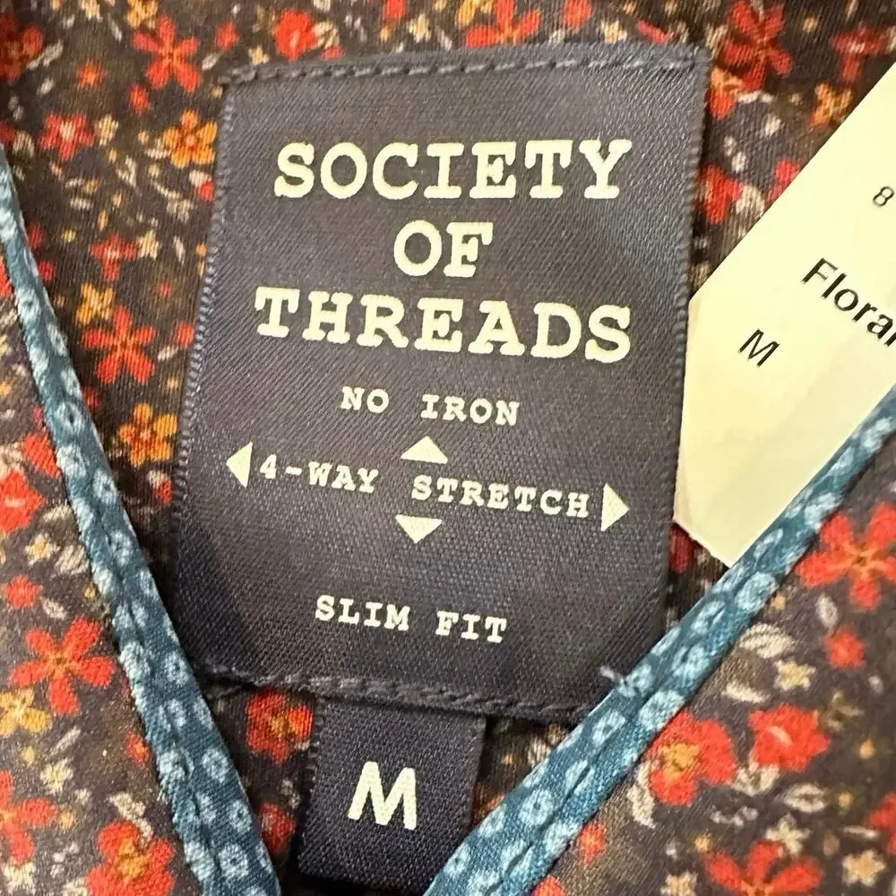 Society of threads‎ size medium, four-way stretch, blue, and red floral - Picture 7 of 12
